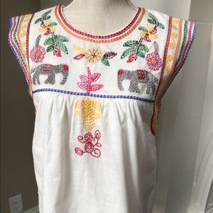 NWT embroidered sleeveless top